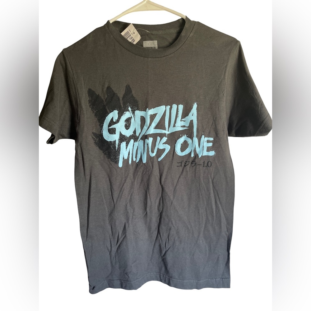 NWT Unisex Graphic T-Shirt